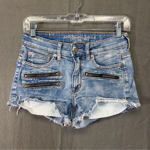 American Eagle High Rise Shortie | Size 2 zipper on front